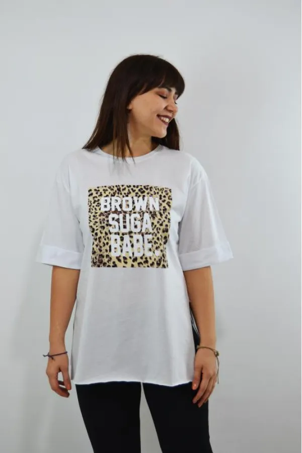 Brown Leopar Baskılı Duble Kol Yırtmaçlı Kadın T-Shirt Beyaz