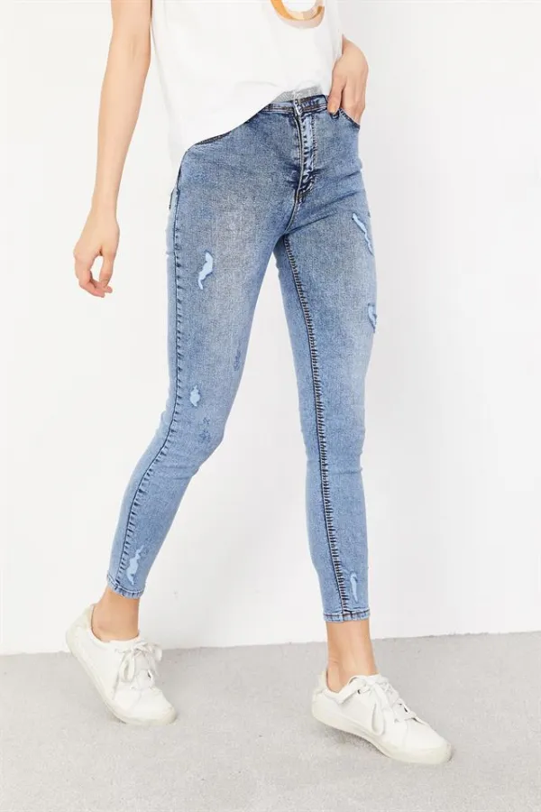 Kadın Mavi Yırtık Detaylı Skinny Jeans