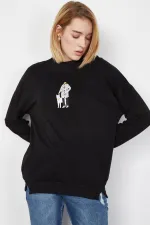 Kadın Siyah Figür Baskılı Sweatshirt