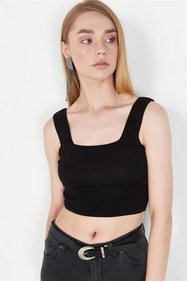 Kadın Siyah Kalın Askılı Triko Crop Top